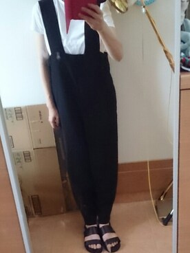 「GREED International（グリードインターナショナル）のアイテム（つなぎ/オールインワン）」を使った、kinaさん（レディース・157cm）の春コーディネート