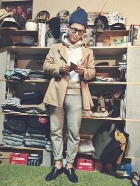「CABANE de ZUCCa（カバンドズッカ）のアイテム（トレンチコート）」を使った、ASさん（メンズ・170cm）の冬コーディネート