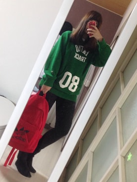 「スケボー」｜「アイテム（その他アウター）」を使った、レイナさん（レディース・163cm）の春コーディネート