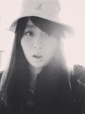 「KANGOL（カンゴール）の【KANGOL/カンゴール】HAT/545190（ハット、ホワイト系）」を使った、レイナさん（レディース・163cm）の春コーディネート