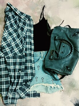 Ann Tingさんのコーディネート