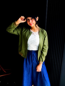 「one way（ワンウェイ）のアイテム（ブルゾン）」を使った、素仁亜さん（レディース・166cm）の秋コーディネート