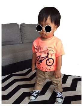 「babygap」｜「アイテム（チノパンツ）」を使った、u(7) & k(4)さん（キッズ・80cm）の夏コーディネート