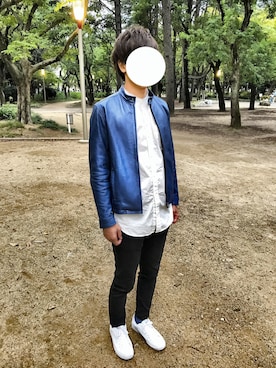 「ブルーコーデ」｜「アイテム（ライダースジャケット）」を使った、re-fuさん（メンズ・175cm）の秋コーディネート