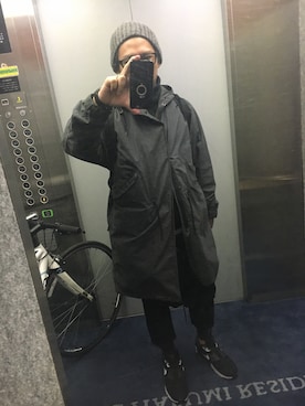 「COMOLI（コモリ）のアイテム（モッズコート）」を使った、DRGNさん（メンズ・170cm）の秋コーディネート