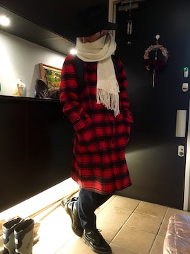 「赤チェック」｜「アイテム（その他アウター）」を使った、ぼーりーさん（メンズ・178cm）の冬コーディネート