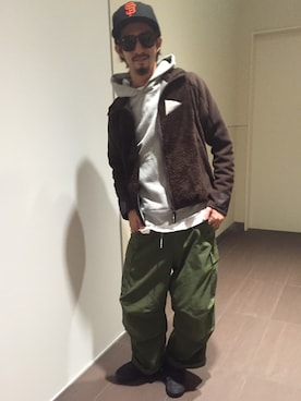 「and wander（アンドワンダー）のアイテム（ブルゾン）」を使った、Junpei  Fukadaさん（メンズ・170cm）の秋コーディネート