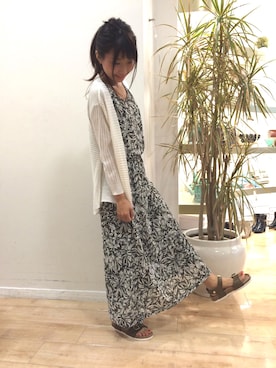 「アイテム（サンダル、グリーン系）」を使った、Bou Jeloud博多ゆめタウンさん（レディース・157cm）の夏コーディネート