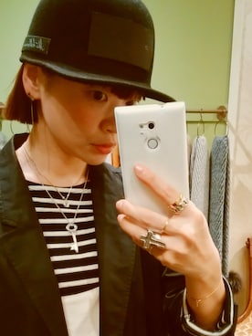 「IOSSELLIANI（イオッセリアーニ）のアイテム（ピアス（両耳用））」を使った、mimioさん（レディース・163cm）の秋コーディネート