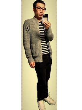 「ニットカーディガン」｜みやぴーさん（メンズ・173cm・30代）の冬コーディネート