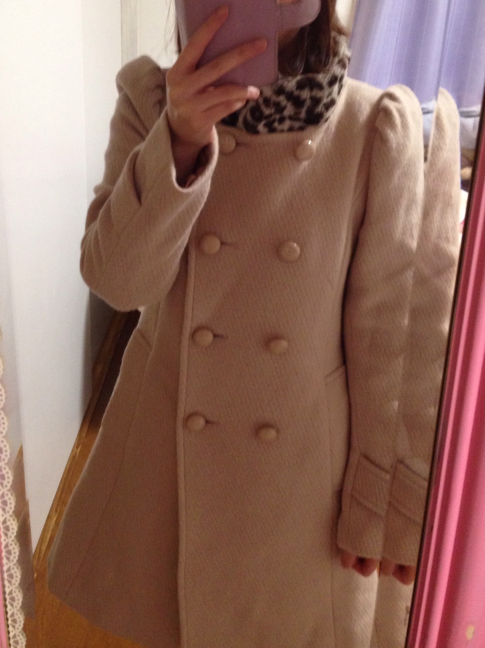 「コート」｜「Riccimie NEW YORKのアイテム（その他アウター、ベージュ系）」を使った、めぽちフィールドさん（レディース・151cm）の冬コーディネートの1枚目の写真