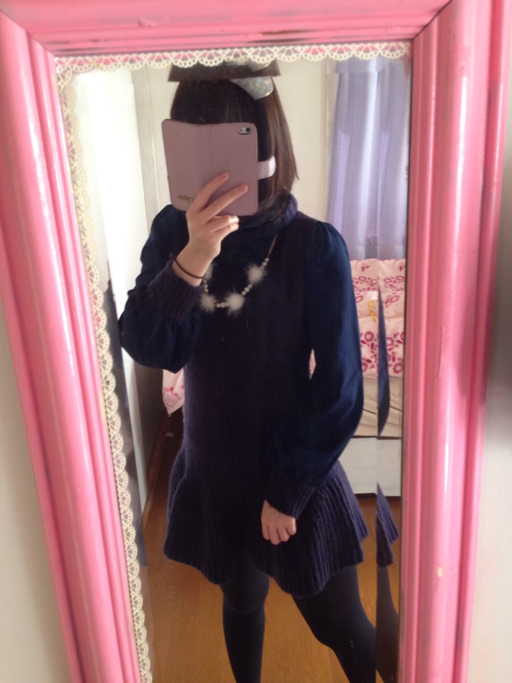 「SNIDELのアイテム（ワンピース、ブルー系）」を使った、めぽちフィールドさん（レディース・151cm）の冬コーディネートの1枚目の写真
