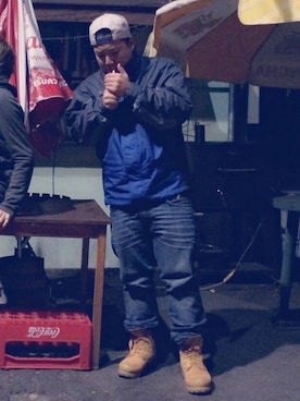 「アイテム（マウンテンパーカー、ブルー系）」を使った、ダンくんさん（メンズ・174cm）の冬コーディネート