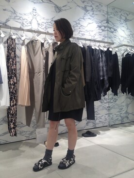 「ASTRAET（アストラット）のアイテム（ミリタリージャケット）」を使った、satoko tsukamotoさん（レディース・163cm）の冬コーディネート