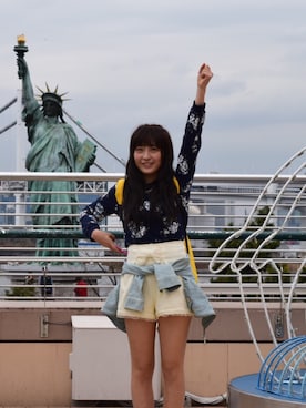 「CECIL McBEE（セシルマクビー）のアイテム（デニムジャケット）」を使った、篠生真心さん（レディース・163cm）の春コーディネート