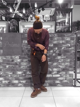 「OSHKOSH（オシュコシュ）のアイテム（チノパンツ）」を使った、ishida kenjiさん（メンズ・167cm）の秋コーディネート