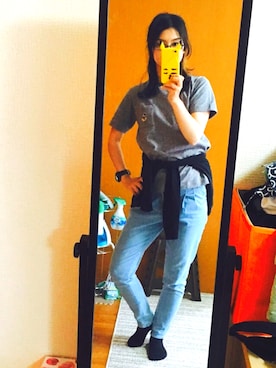 「UNIQLO（ユニクロ）のアイテム（Tシャツ/カットソー、グレー系）」を使った、ゆりゆりゅうさん（レディース・167cm）の夏コーディネート