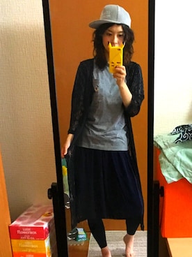 「UNIQLO（ユニクロ）のアイテム（Tシャツ/カットソー、グレー系）」を使った、ゆりゆりゅうさん（レディース・167cm）の夏コーディネート
