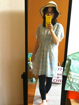 「earth music&ecology（アースミュージックアンドエコロジー）のアイテム（ワンピース、ブルー系）」を使った、ゆりゆりゅうさん（レディース・167cm）の夏コーディネート