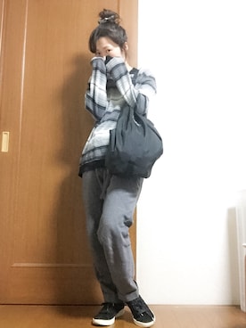 「Gregory」｜「アイテム（その他）」を使った、ちばゆきさん（レディース・157cm）の春コーディネート