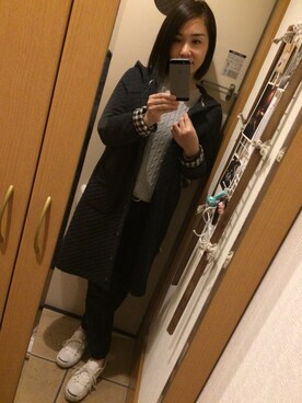 「UNIQLO（ユニクロ）のWOMEN コットンカシミヤケーブルクルーネックセーター（長袖）（ニット/セーター、グレー系）」を使った、Tomoさん（レディース）の秋コーディネート