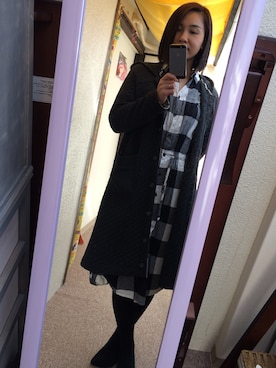 「SUN VALLEY（サンバレー）のアイテム（その他アウター、グレー系）」を使った、Tomoさん（レディース）の秋コーディネート