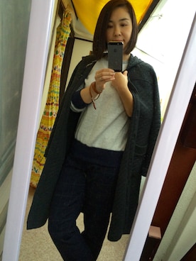 「UNIQLO（ユニクロ）のアイテム（スウェット、グレー系）」を使った、Tomoさん（レディース）の秋コーディネート
