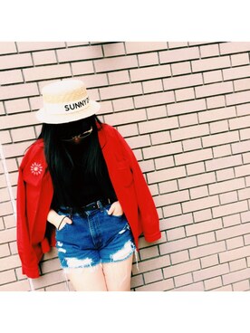 「KINGPINのアイテム（シャツ/ブラウス、レッド系）」を使った、amitasoさん（レディース・151cm）の春コーディネート