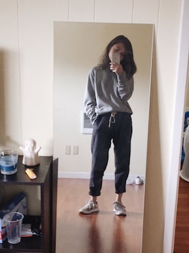 「MUJI」｜「アイテム（スウェット）」を使った、yung baeさん（レディース・155cm）の秋コーディネート