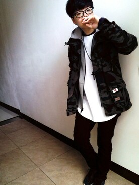 陳 葵さんのコーディネート