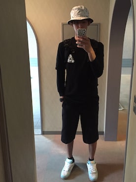 「palace」｜「アイテム（チノパンツ）」を使った、syunさん（メンズ・180cm）の春コーディネート
