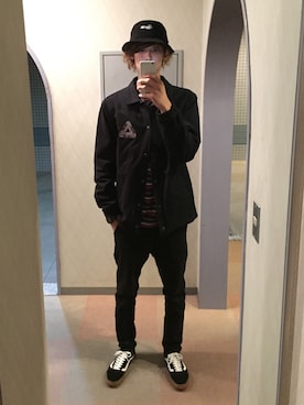 「palace」｜「アイテム（その他アウター）」を使った、syunさん（メンズ・180cm）の秋コーディネート