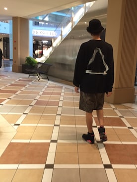 「palace」｜「アイテム（レッグウェア）」を使った、syunさん（メンズ・180cm）の秋コーディネート