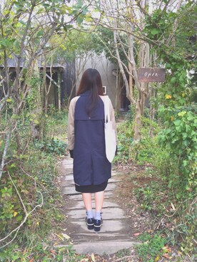 「I AM I BOYGAL（アイアムアイボイガル）のチノクロス        トレンチコート（トレンチコート、ブルー系）」を使った、micanさん（レディース・158cm）の春コーディネート