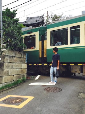 「BEAMS（ビームス）のアイテム（その他パンツ、ブルー系）」を使った、Kenichℹ︎さん（メンズ・170cm）の秋コーディネート