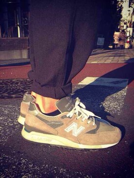 「ROARINGWILDのアイテム（パンツ）」を使った、陆晨さん（メンズ・180cm）の秋コーディネート