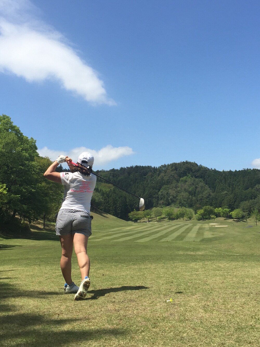 「ゴルフ、GOLF」｜「U25 Samantha Thavasaのアイテム（トップス、ホワイト系）」を使った、Megmixさん（レディース・153cm）の春コーディネートの1枚目の写真