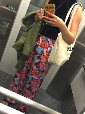 「OLD NAVY（オールドネイビー）のアイテム（ミリタリージャケット）」を使った、Sarinaさん（レディース・162cm）の夏コーディネート