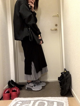 「OSMOSIS（オズモーシス）のアイテム（オールインワン・サロペット）」を使った、manaさん（レディース・160cm）の冬コーディネート