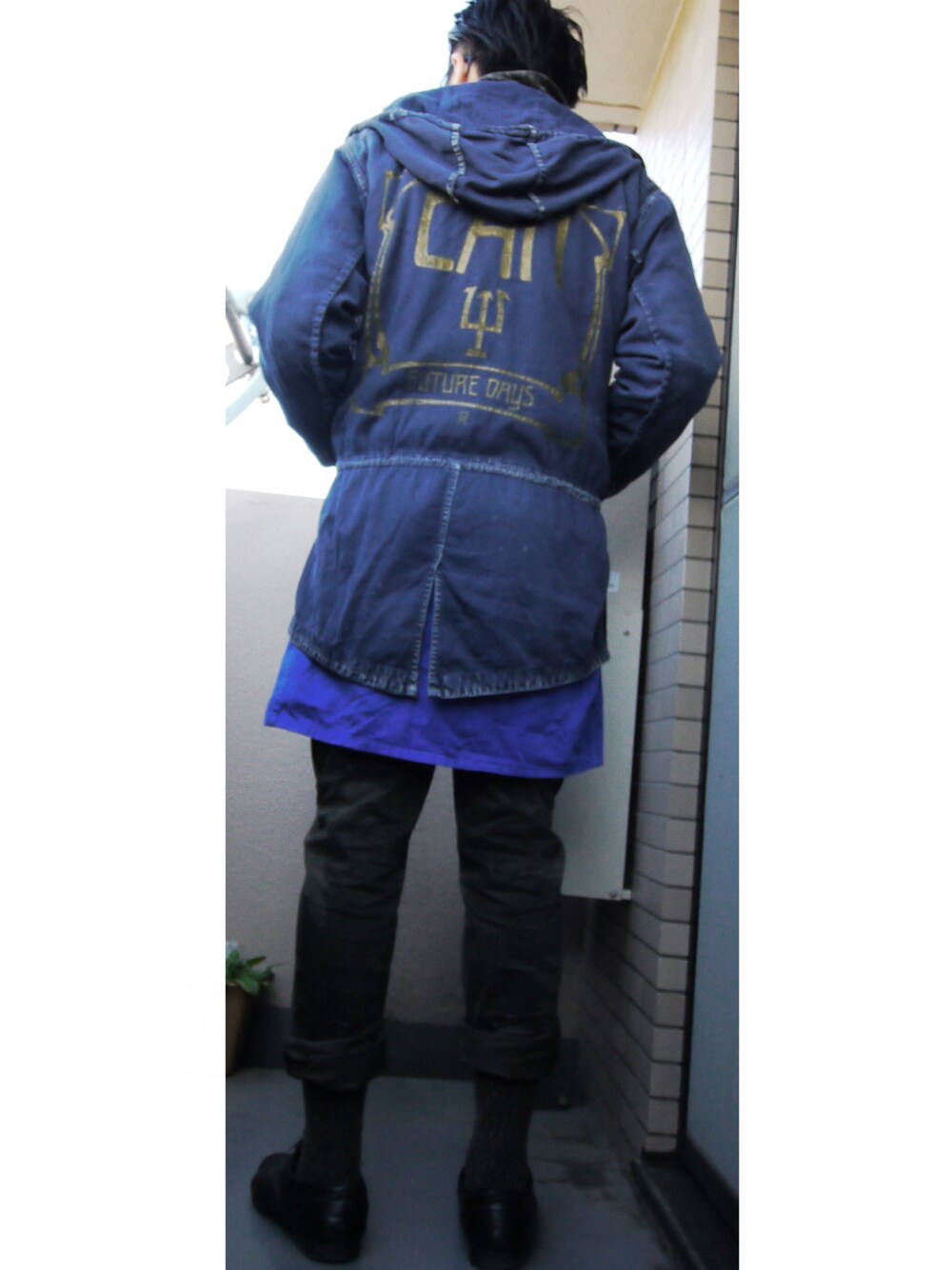 「undercoverism、 (W)taps、 Uniqlo」｜「Undercoverismのg4302（パーカー）」を使った、JoeJoさん（メンズ・175cm）の冬コーディネートの1枚目の写真