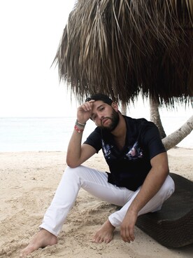 Gregory Davaさんのコーディネート