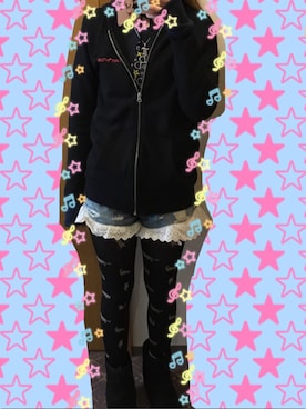 「LIVEコーデ」｜「アイテム（アクセサリー）」を使った、りえさん（レディース・168cm）の冬コーディネート