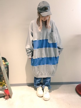 「アイテム（スウェット）」を使った、HANAさん（レディース・155cm）の秋コーディネート