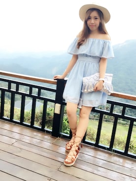 「STUART WEITZMAN（スチュアートワイツマン）のアイテム（その他シューズ）」を使った、Alina Changさん（レディース・161cm）の夏コーディネート