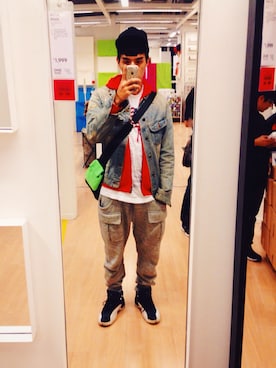 「Alpha Industries（アルファインダストリーズ）のアイテム（Tシャツ/カットソー）」を使った、AshWangさん（メンズ・175cm）の秋コーディネート