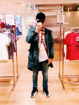 「UNDERCOVER（アンダーカバー）のアイテム（モッズコート）」を使った、AshWangさん（メンズ・175cm）の冬コーディネート