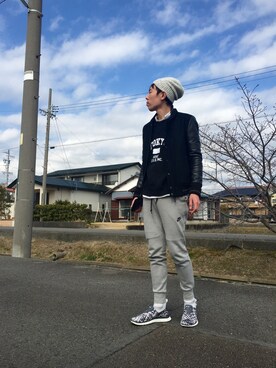 「SISE（シセ）のアイテム（スウェット）」を使った、Heroさん（メンズ・173cm）の冬コーディネート