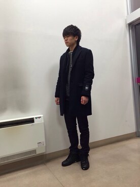 「アディダスオリジナルス」｜「アイテム（チェスターコート）」を使った、まっつんさん（メンズ・173cm）の冬コーディネート