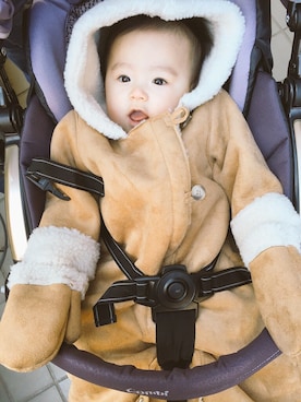 「babygap」｜「アイテム（ムートンコート）」を使った、shiiiiikoさん（キッズ・60cm）の冬コーディネート