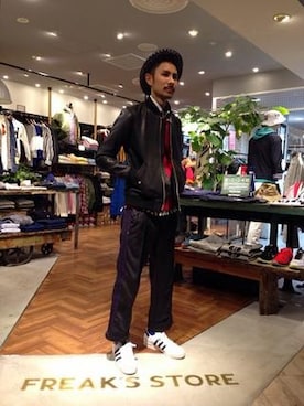 「春物」｜「アイテム（その他アウター）」を使った、藤井　悠大さん（メンズ・172cm）の冬コーディネート